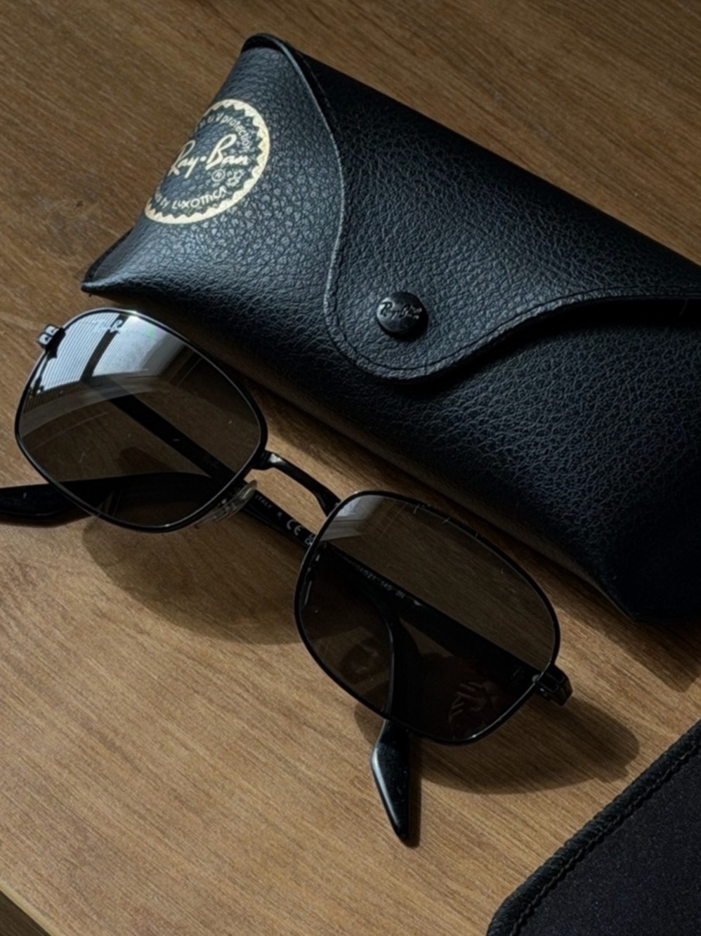 Ray-Ban Sunglasses RB3690